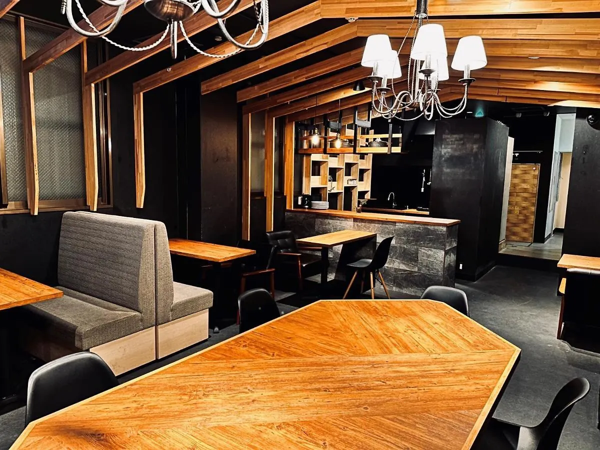 Namba Guesthouse Hive Osaka Japonya