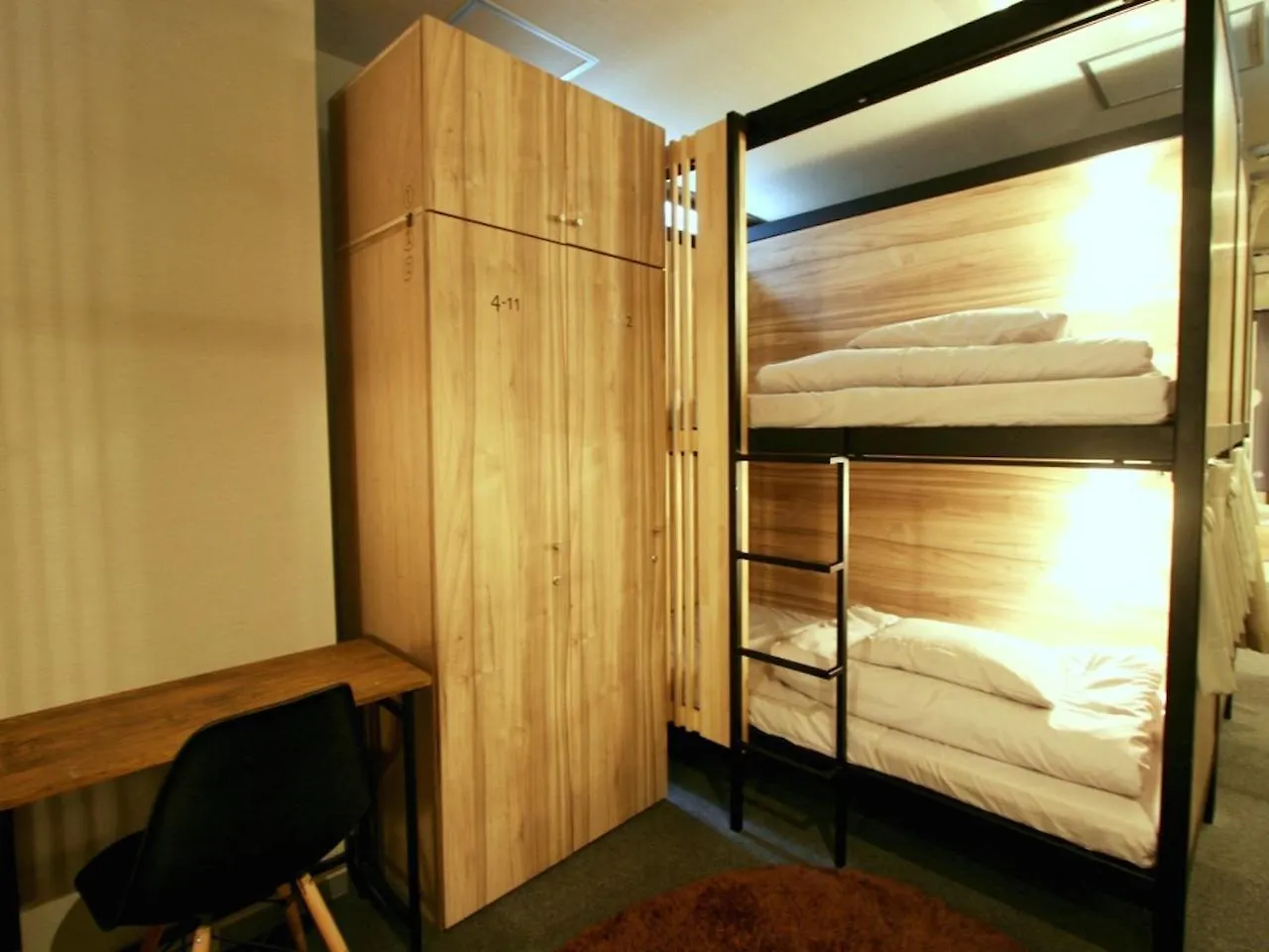 Hostel Namba Guesthouse Hive Osaka Japonya
